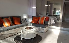 Casa Robert Y Nergiz